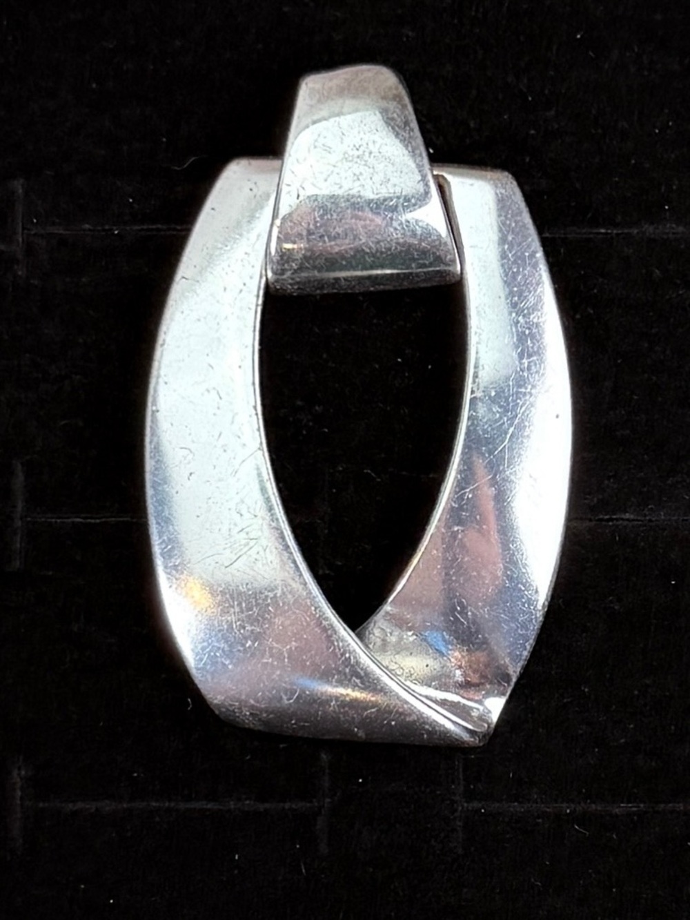 Modern Abstract Openwork Swivel Bail Statement Pendant